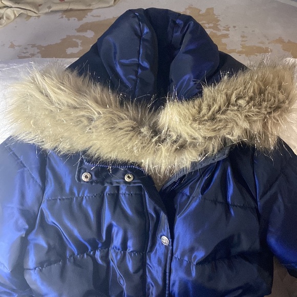 EUC Girls Justice Metallic Navy Puffer Coat with Sherpa Lining - Picture 6 of 7